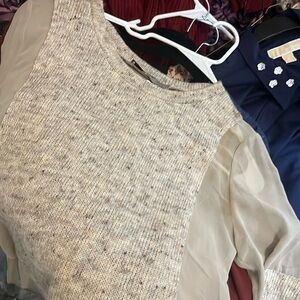 216- Aryn sweater top